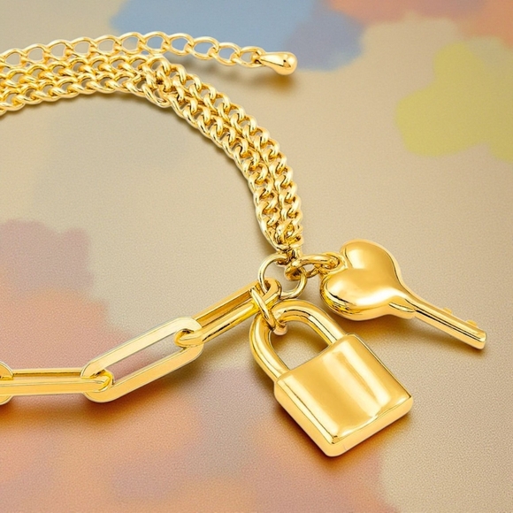 Minimalist Padlock Heart Key Bracelet 18K Gold Plated Stainless Steel - Picture 7 of 10